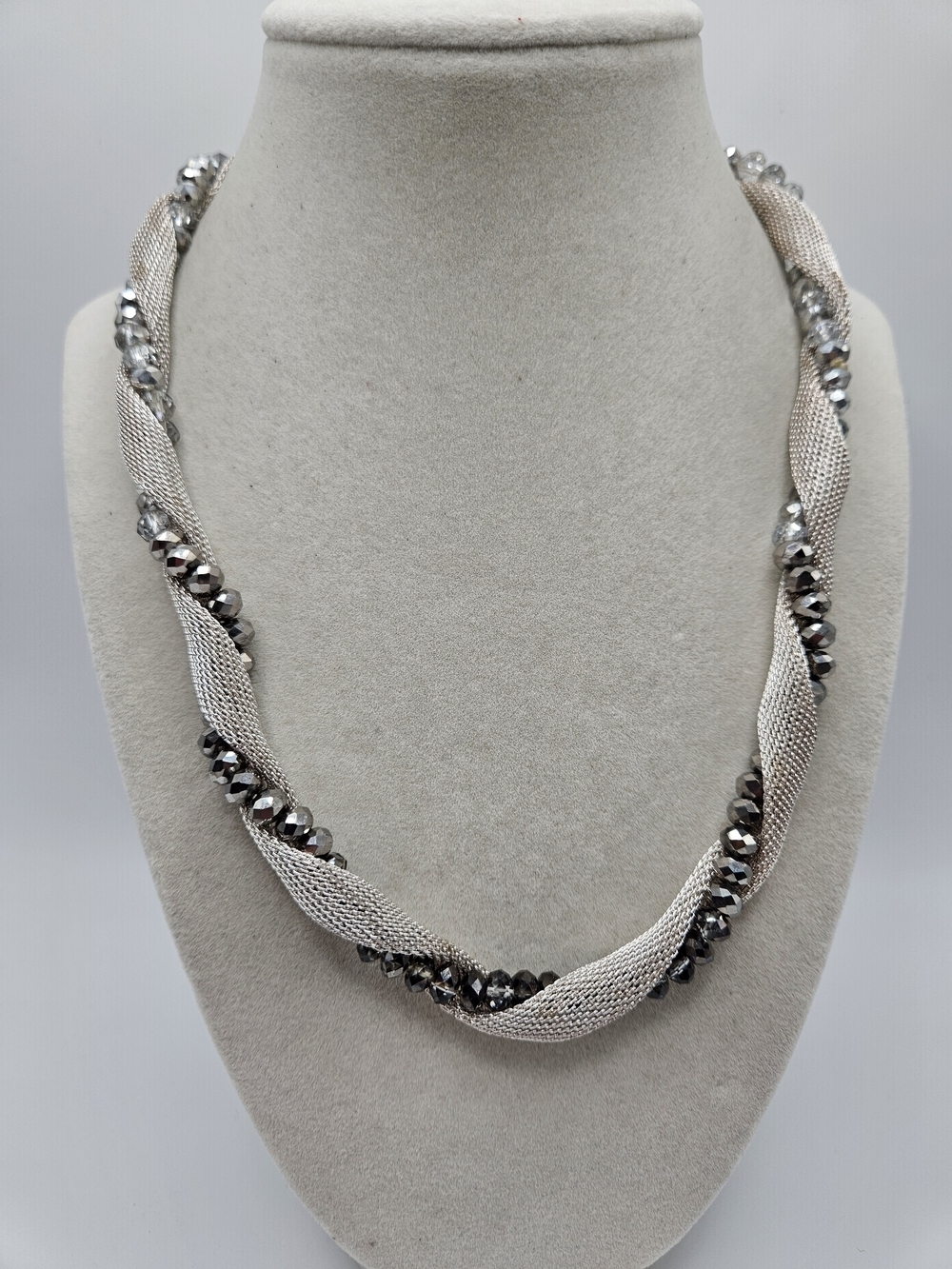 VINTAGE Alfani Silver Tone Twisted Mesh Ombre Beaded Necklace